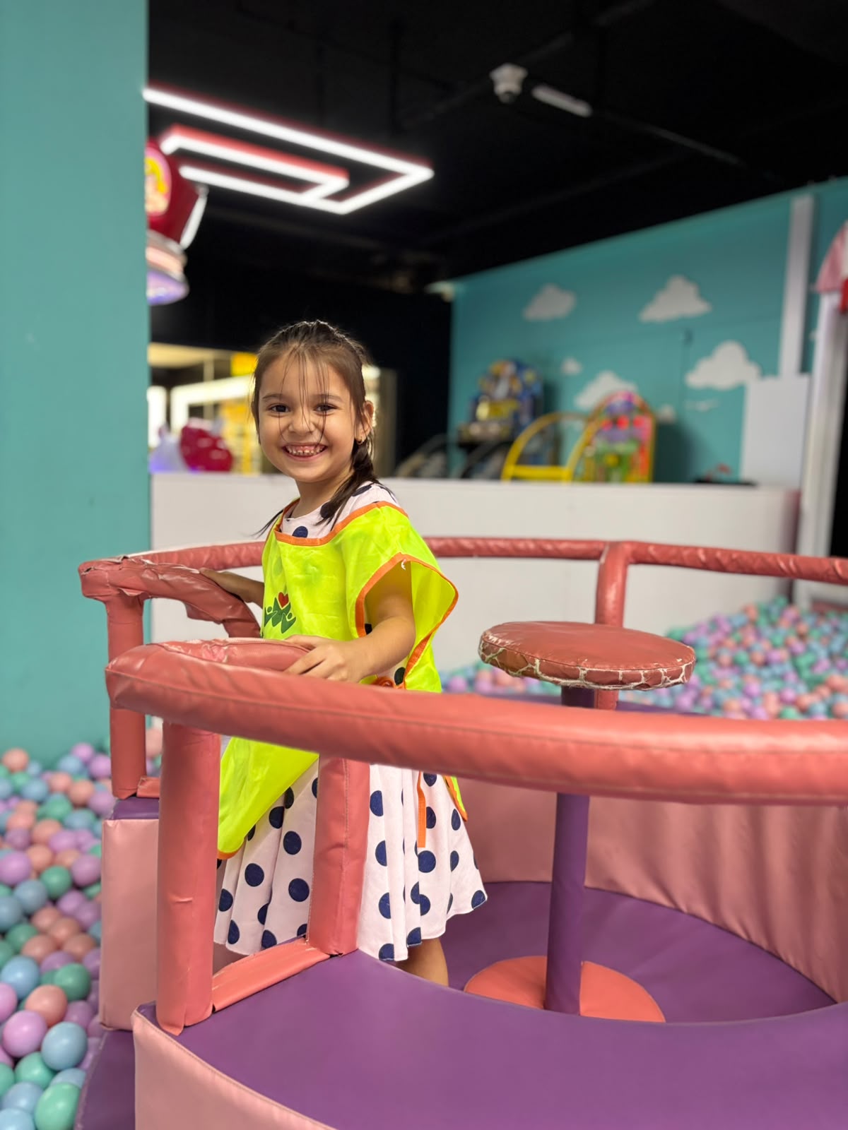Çayırova Şirinler Anaokulu galerisinden bir kare